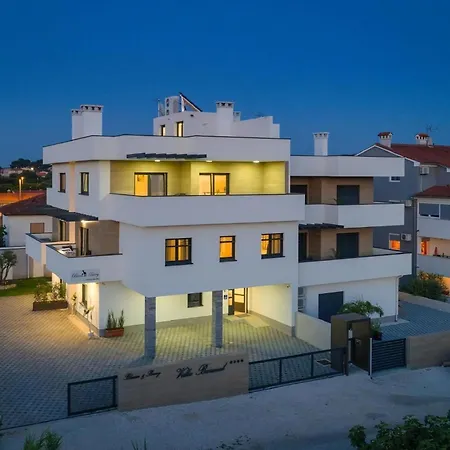 Barmel 2 Mit Balkon Pula